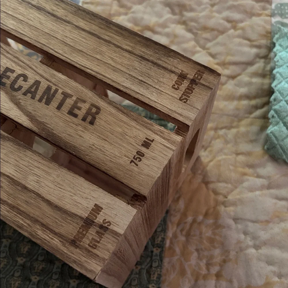 Wooden Wine Decanter Crate 10”x6”